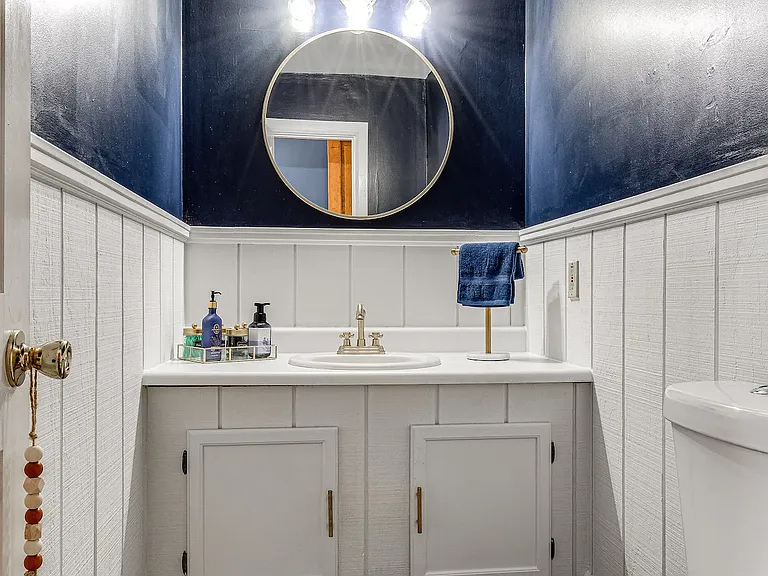 615 N Meridian St #3 — Photo 13