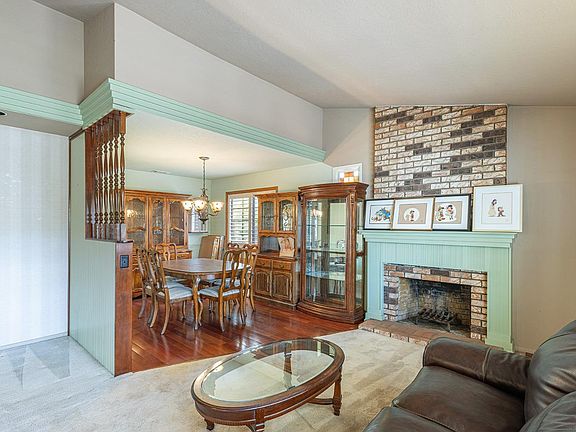 5th image of 1520 Pomeroy Place
