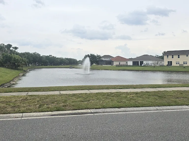 2500 Baykal Dr — Photo 3