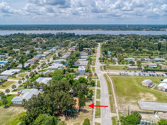 4th image of 200 Seminole Ave