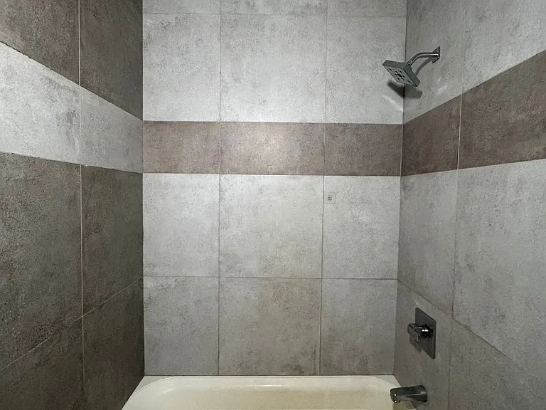 107 Magazine St #2R — Photo 5