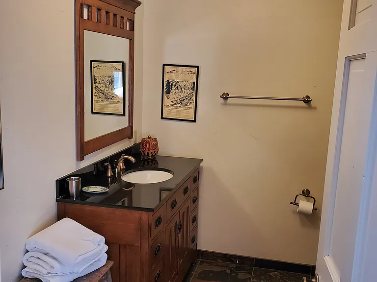 210 Valverdant Ct — Photo 23
