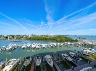 1 Seaside Ln APT 403, Belleair, FL 33756