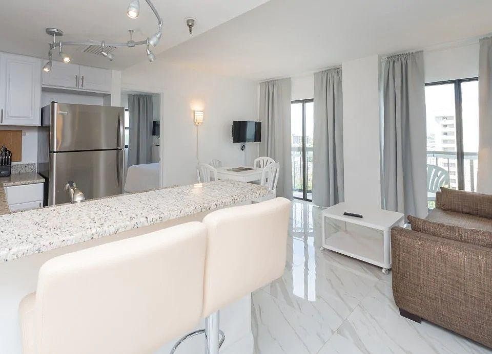 2nd image of 485 Brickell Ave #4D
