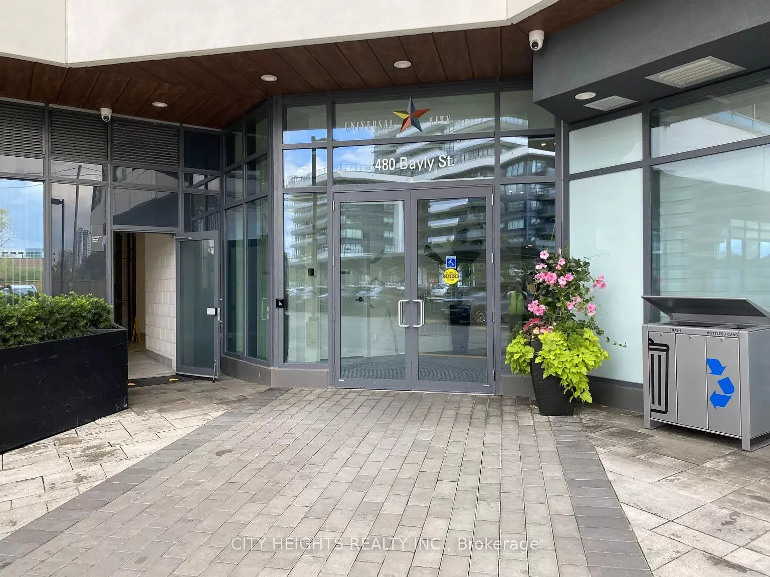2 bed, $2,550 — Photo 4