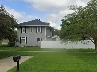 586 A St, David City, NE 68632