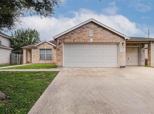 7027 Parkford Meadow Dr, Cypress, TX 77433
