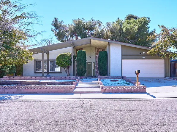 737 W Felspar Ave, Ridgecrest, CA 93555