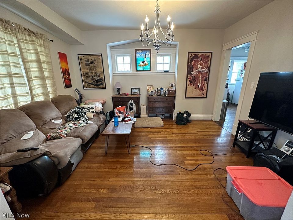 1725 Compton Rd, Cleveland, OH 44118 Zillow