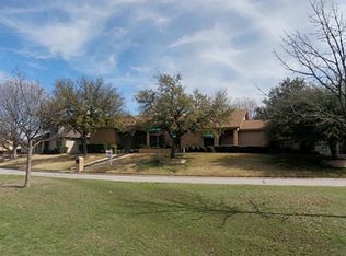 903 Findlay Dr, Arlington, TX 76012