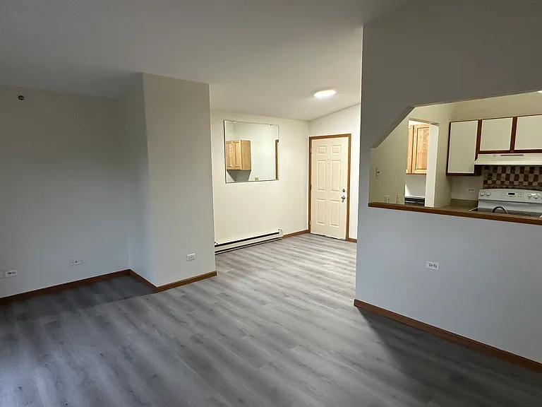551 Leah Ln #3B — Photo 5