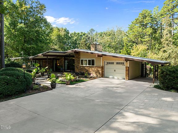 3rd image of 5219 Coronado Dr