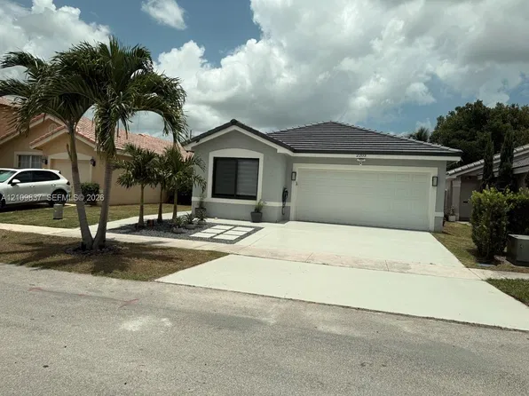 2203 SW 173rd Ave, Miramar, FL 33029