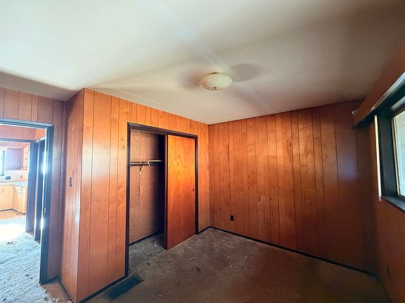 4th image of 8131 Redrooffs Rd