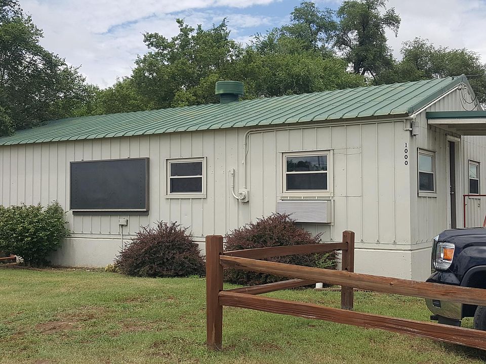 1000 W 4th Ave, Hutchinson, KS 67501 Zillow