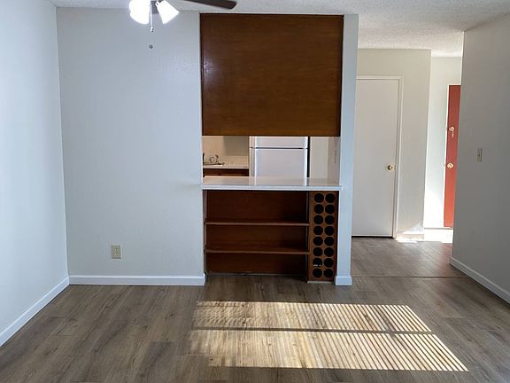 3rd image of 111 Yorkshire Ct APT C