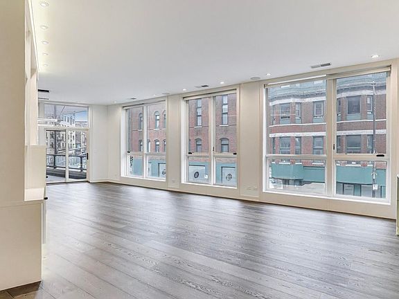 4th image of 2800 N Lincoln Ave Unit 2S
