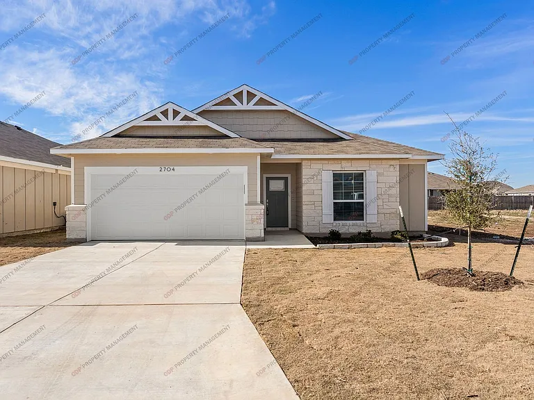 2704 Wasilla Dr — Photo 1