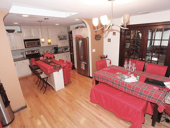 Dining Room & Kitchen