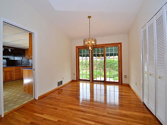 4th image of 8851 Zencaro Ave