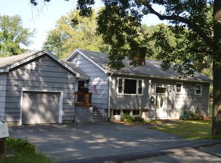 26 Breakneck Hill Rd, Southborough, MA 01772