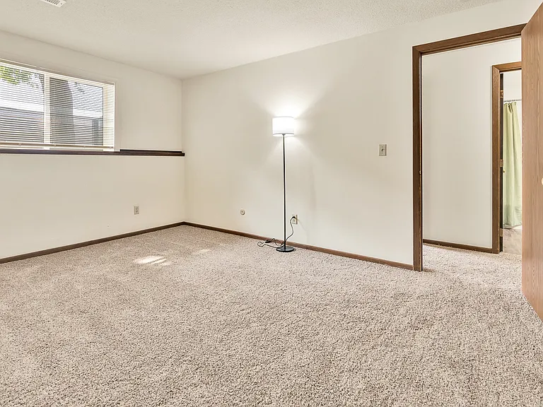 2 Bedroom