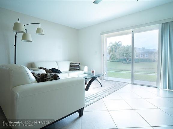 4th image of 5907 Royal Way #5907