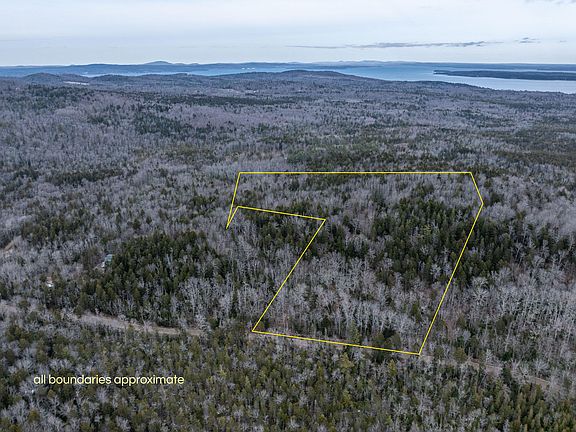 4th image of 237 Knights Pond Road