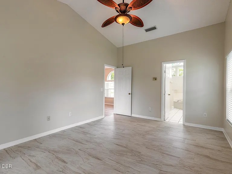 109 Brookhollow Cir — Photo 17