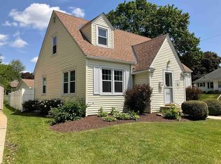 3330 California Rd, Rockford, IL 61108