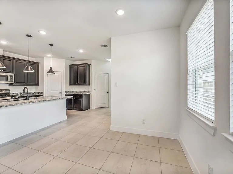 19384 Poppy Village Cir — Photo 14