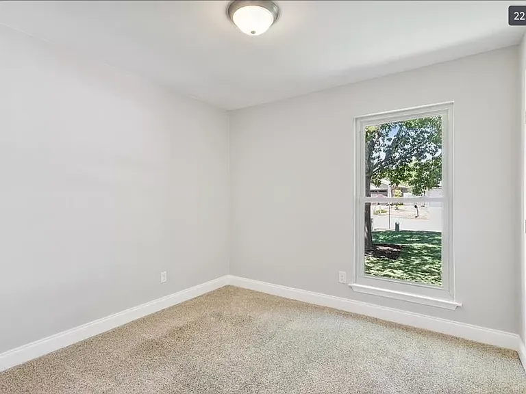 6201 Bridlington Cir — Photo 20