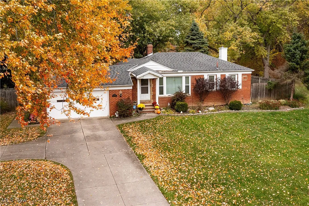 37224 Carleen Ave photo 1