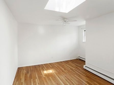 1st image of 1228 E 91st St