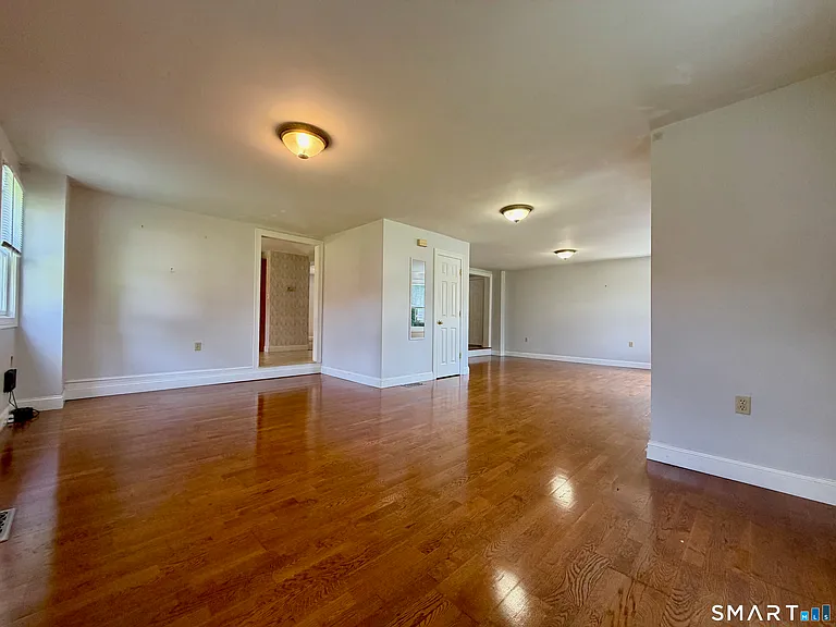 70 Grimes Rd — Photo 7