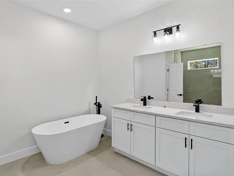 8162 N Maltese Dr — Photo 15