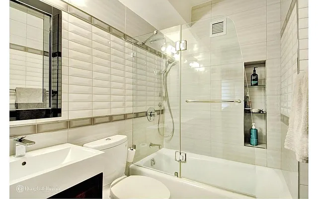 Rented by Douglas Elliman | media 6