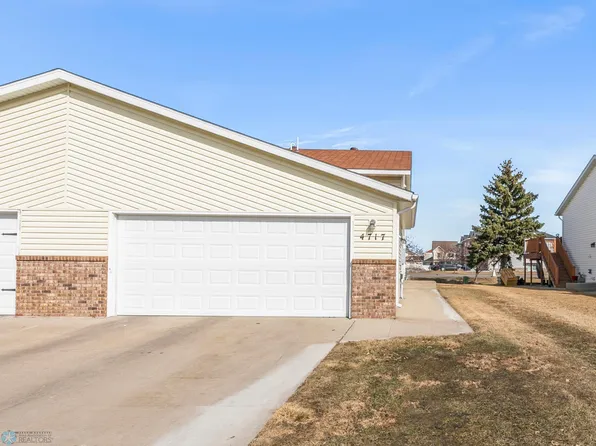 4717 Townsite Pl S, Fargo, ND 58104