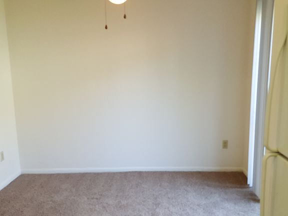 5th image of 2326 Walden Glen Cir