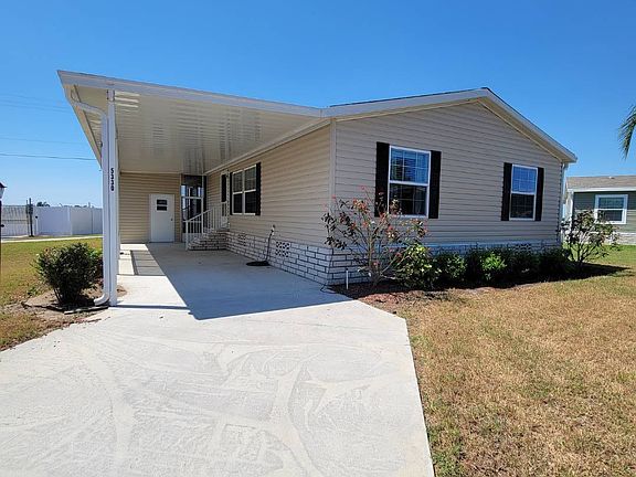 2nd image of 5330 Laurel Oak Dr