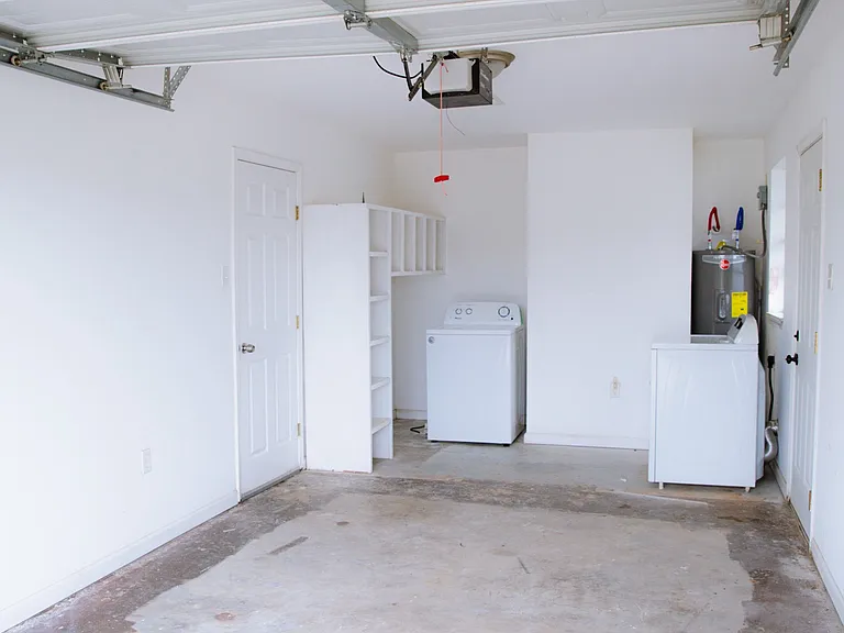 3228 Veronica Dr — Photo 19