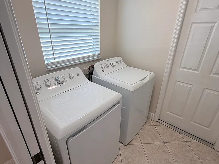 5373 Outlook Dr — Photo 15