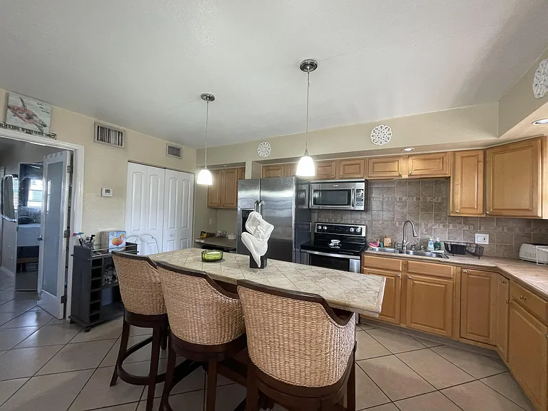 229 SE 1st Ave #203 — Photo 3