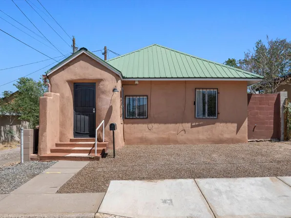 711 Lewis Ave SE, Albuquerque, NM 87102