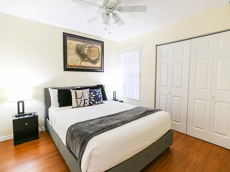 2489 Sweetwater Club Cir #81 — Photo 9