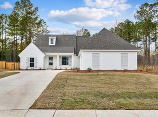 109 Herons Bay Cir, Madison, MS 39110