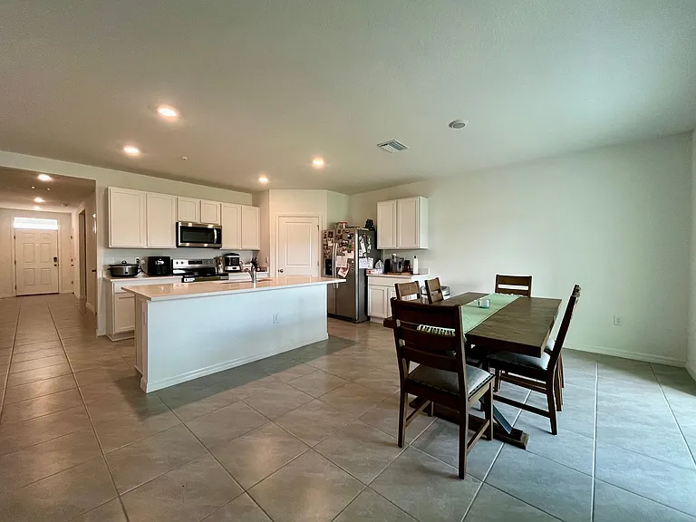 3505 Thistle Bank Ct — Photo 9