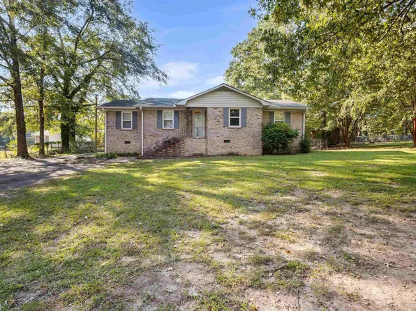 108 Edgewood Dr, Laurens, SC 29360