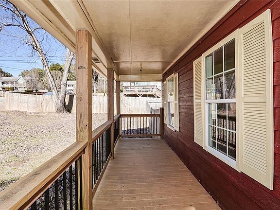 5th image of 35 Lady Morgan Ln