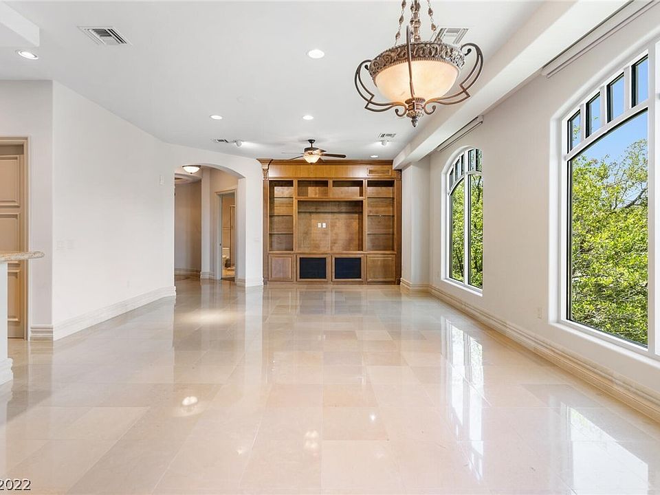 ONE QUEENSRIDGE PLACE Apartments Las Vegas, NV Zillow